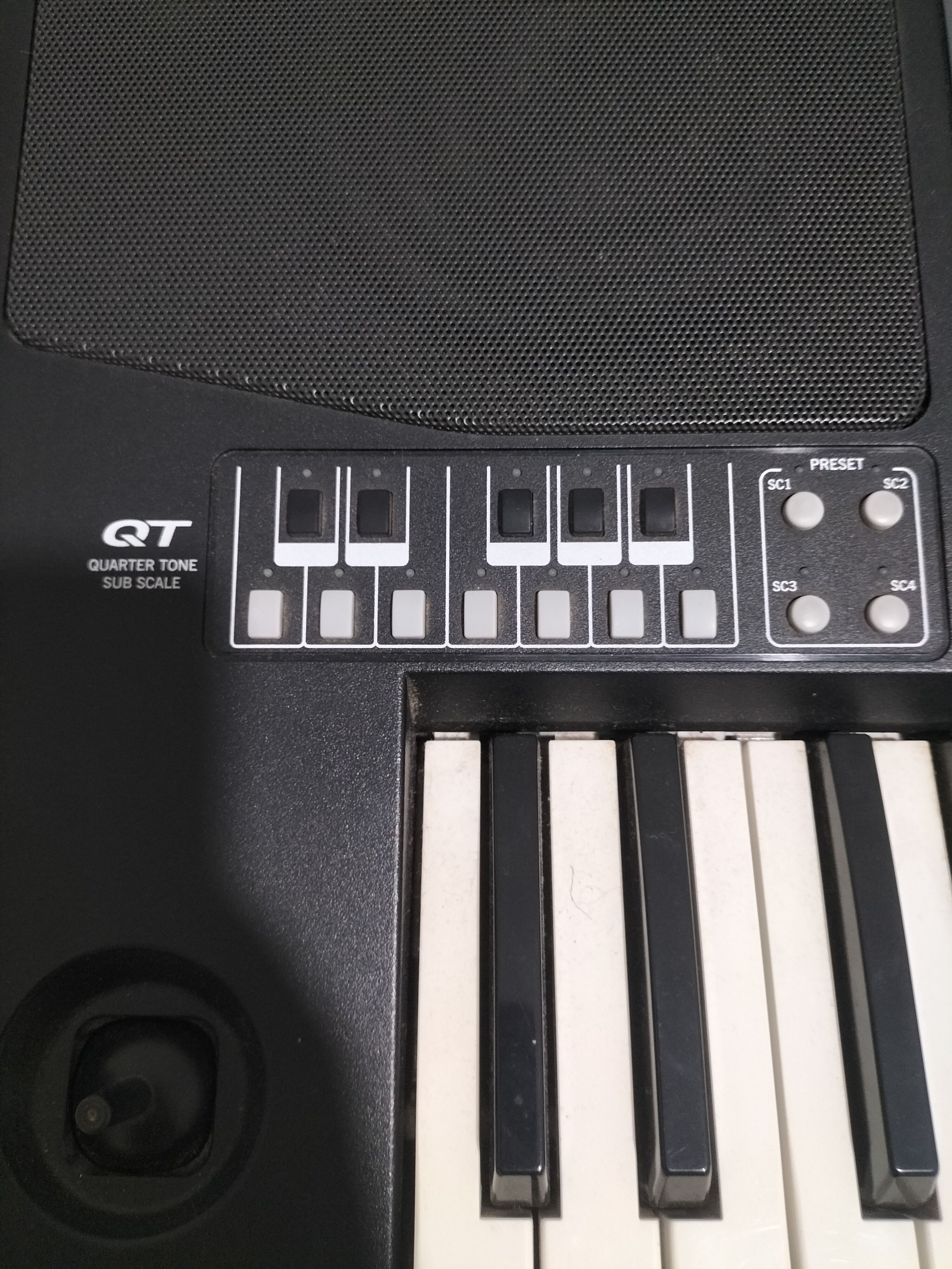 Korg PA600 Professional Arranger Keyboard